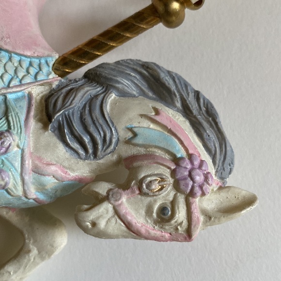 Midwest Imports vintage carousel horse tree ornament. - Picture 4 of 10